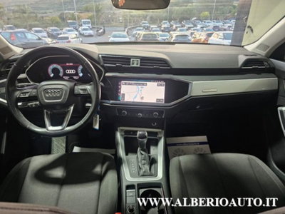 Audi Q3 35 TDI quattro S tronic Business (12)