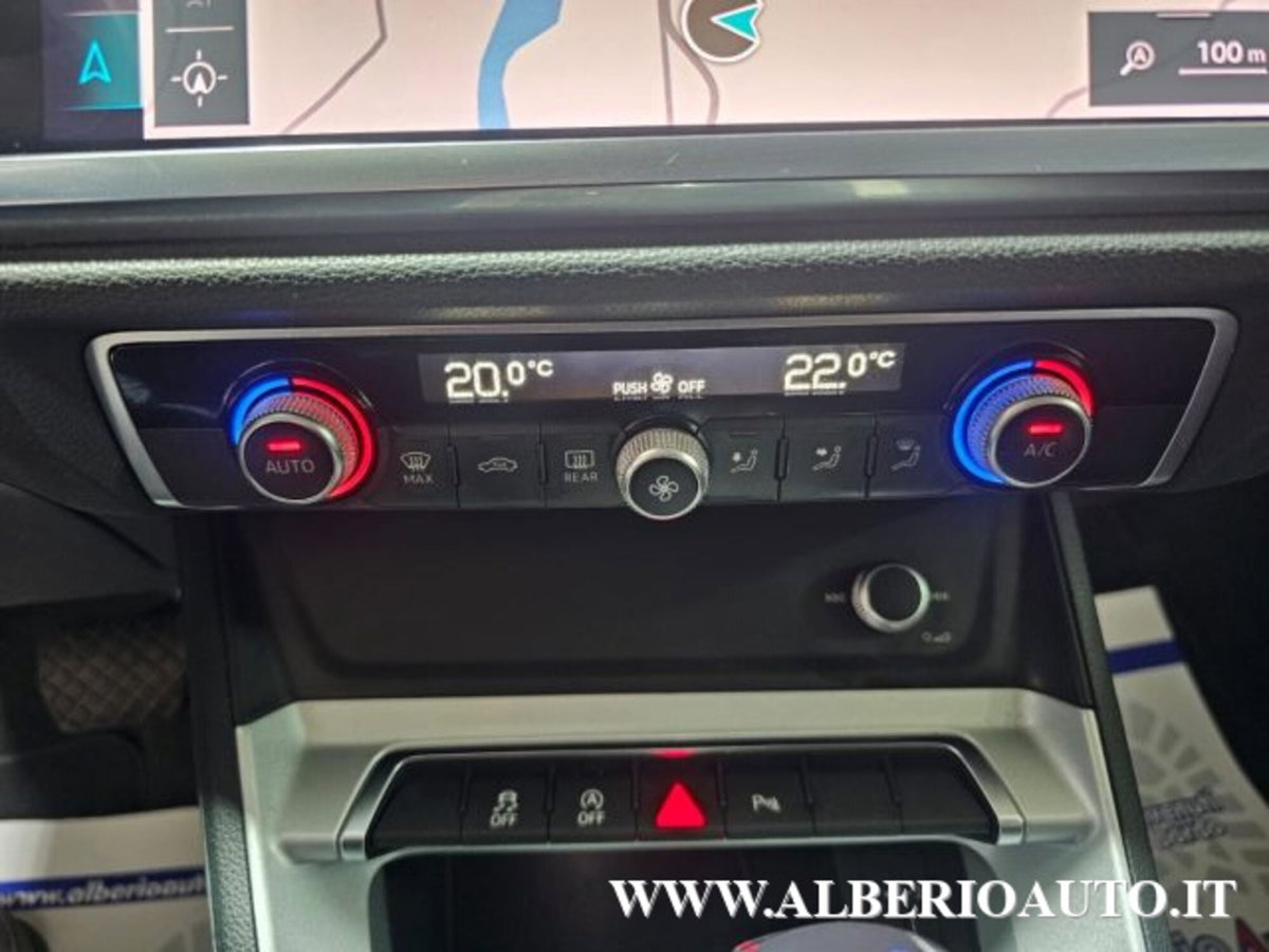 Audi Q3 35 TDI quattro S tronic Business (14)