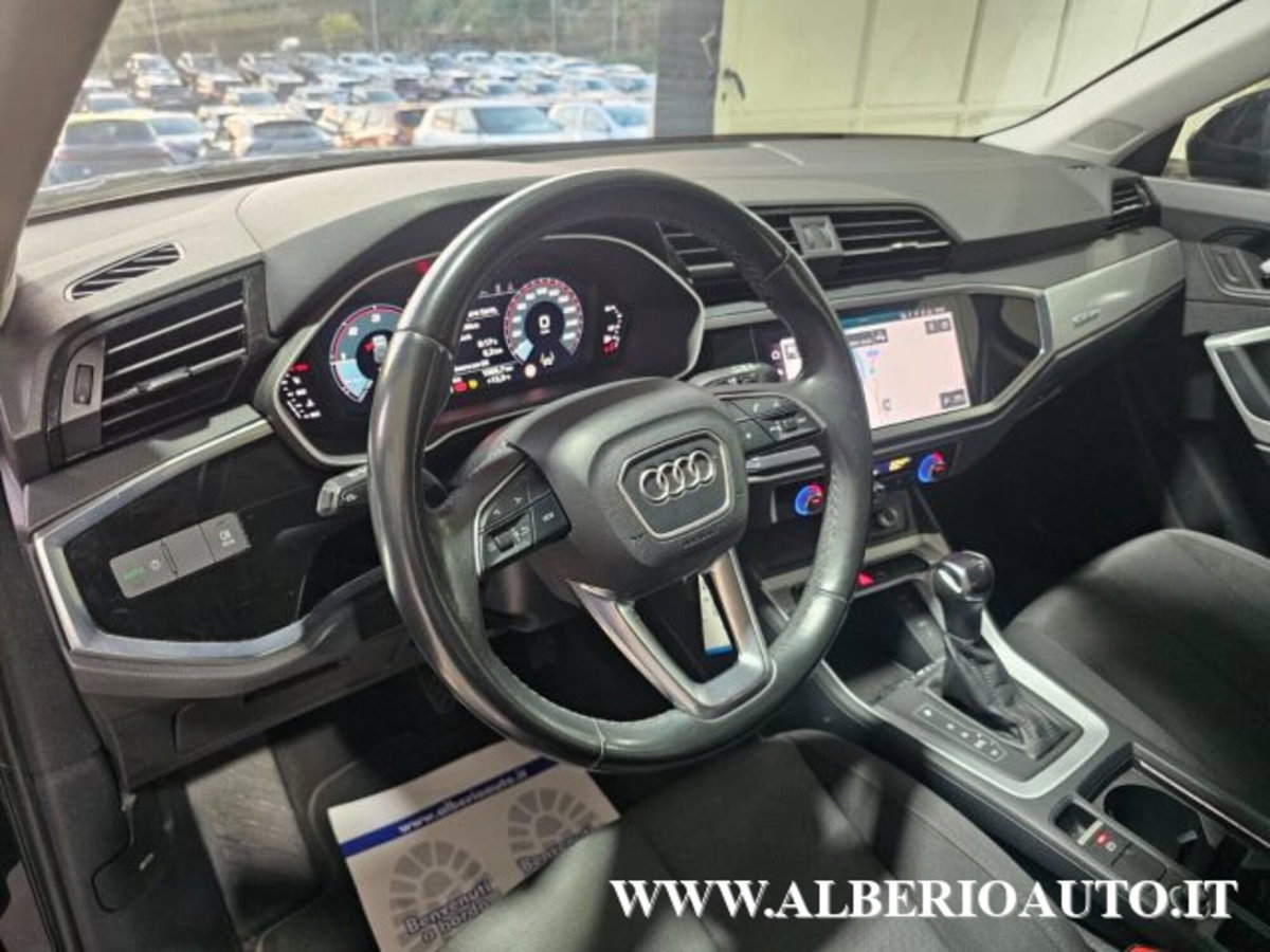 Audi Q3 35 TDI quattro S tronic Business (15)