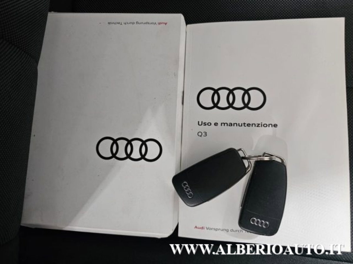 Audi Q3 35 TDI quattro S tronic Business (18)