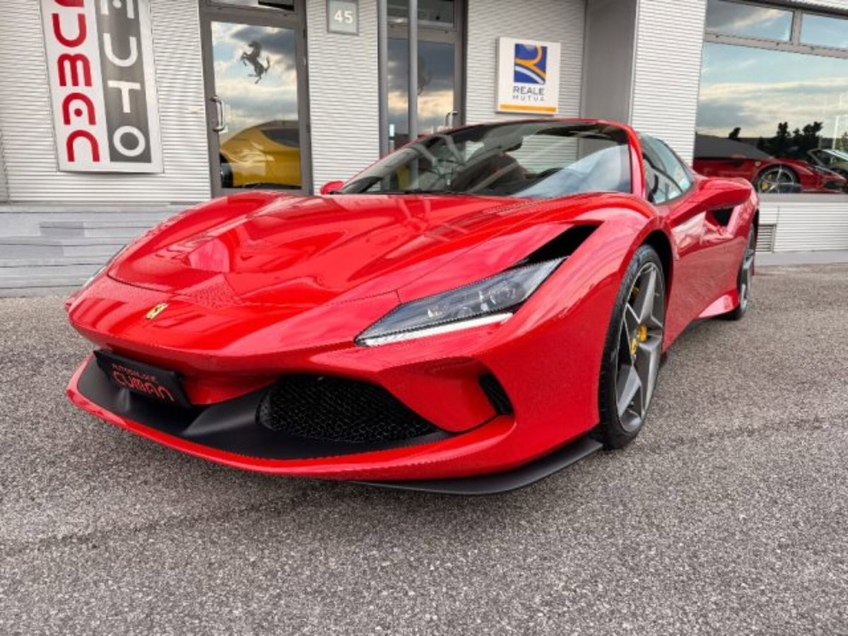 Ferrari F8 Spider F8 Spider (2)