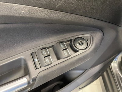 Ford C-Max 1.5 TDCi 120CV Powershift Start&Stop Titanium (19)