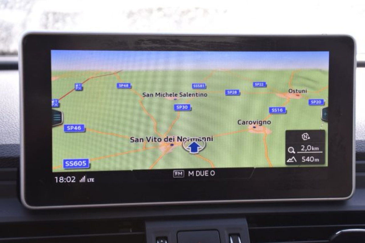 Audi Q5 40 TDI 204 CV quattro S tronic Business Sport (10)