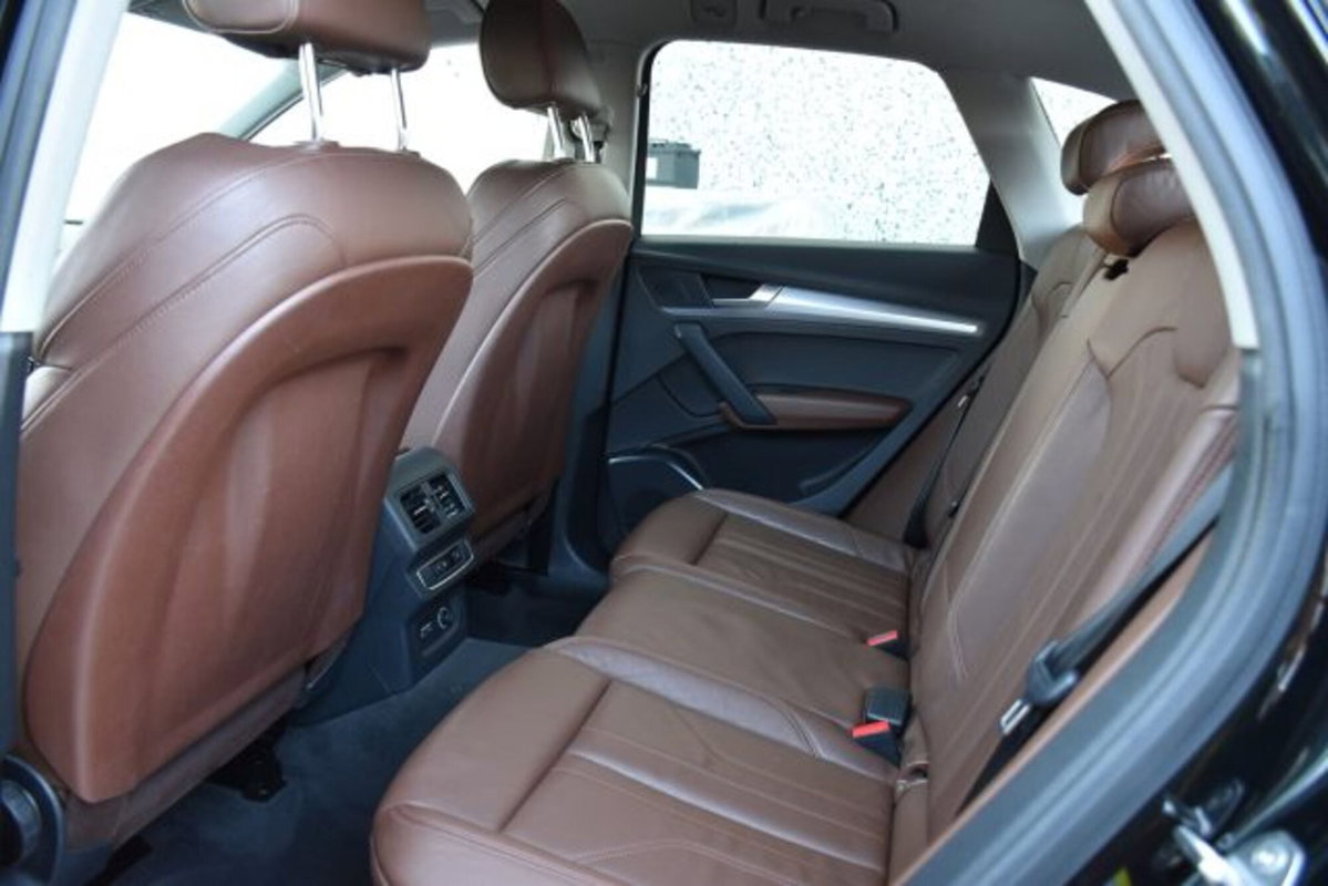 Audi Q5 40 TDI 204 CV quattro S tronic Business Sport (16)