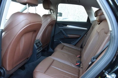 Audi Q5 40 TDI 204 CV quattro S tronic Business Sport (16)