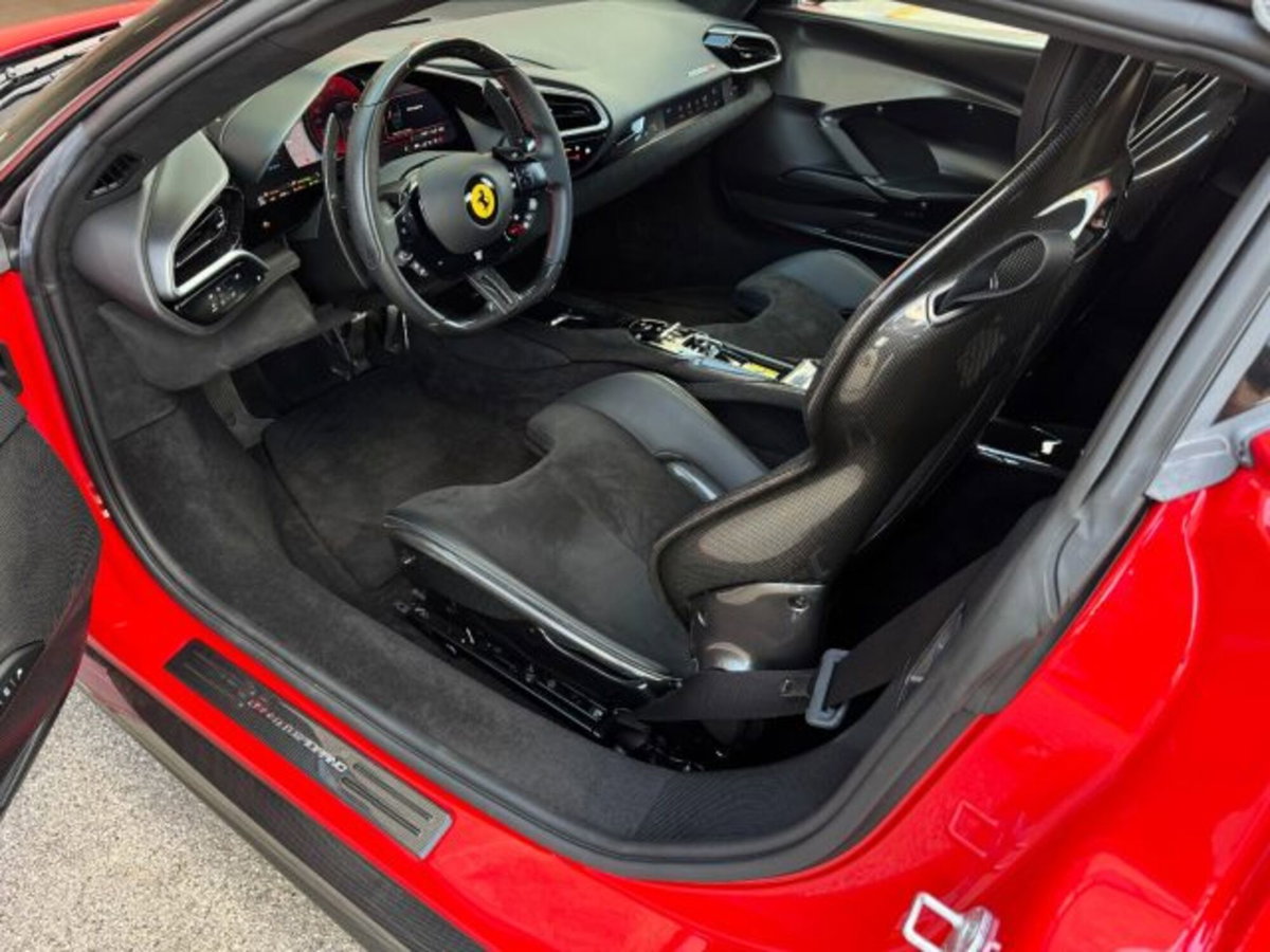 Ferrari 296 Coupé 3.0 GTB (5)