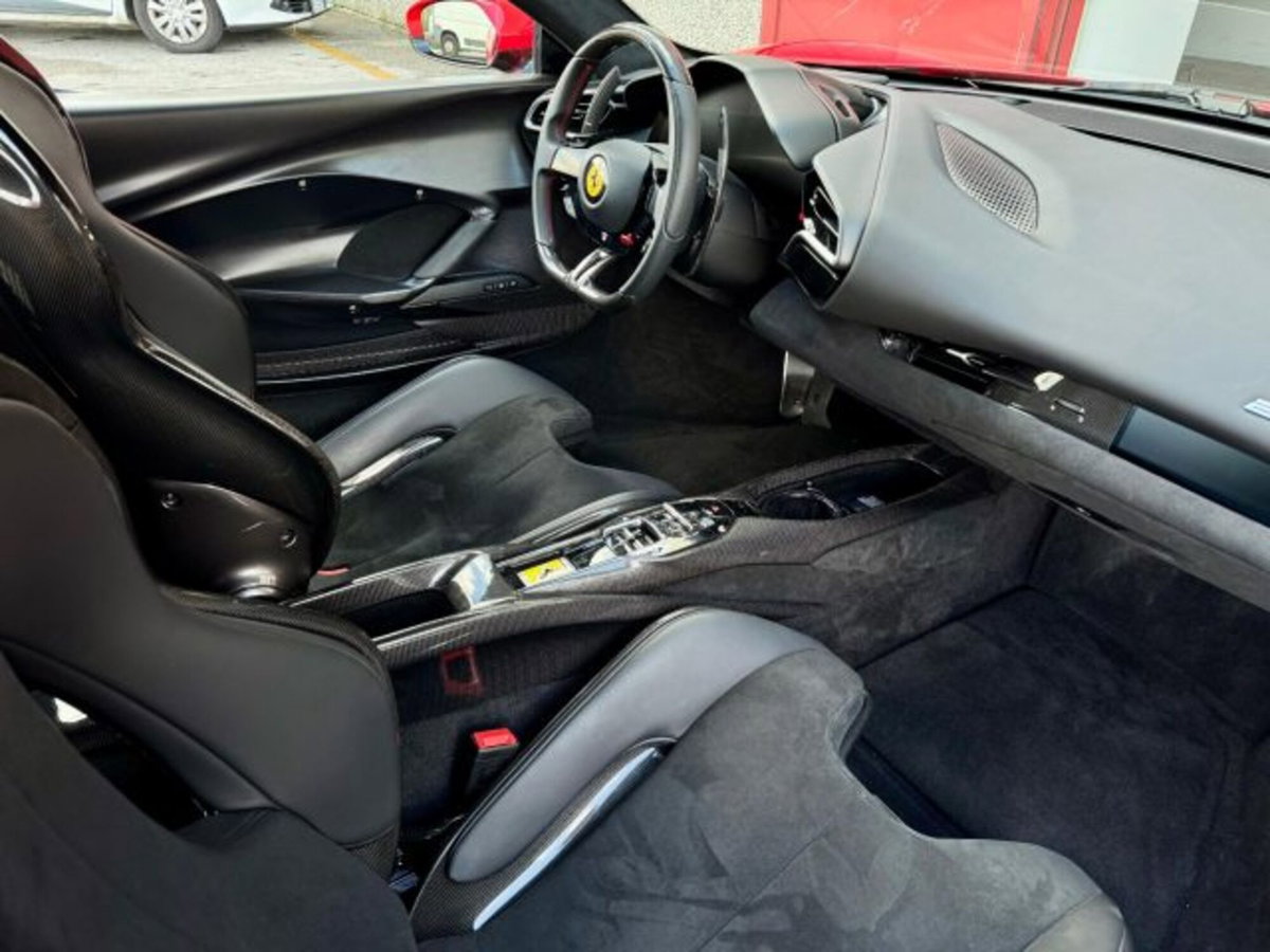 Ferrari 296 Coupé 3.0 GTB (7)