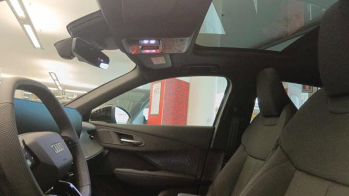 Audi Q3 Sportback 35 TDI quattro S tronic S line edition (3)