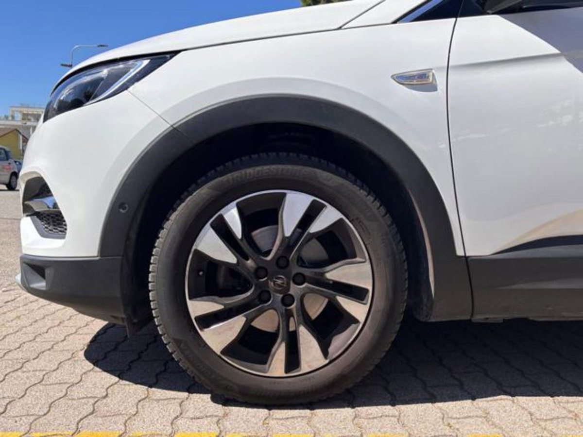 Opel Grandland X 1.5 diesel Ecotec Start&Stop Ultimate (19)