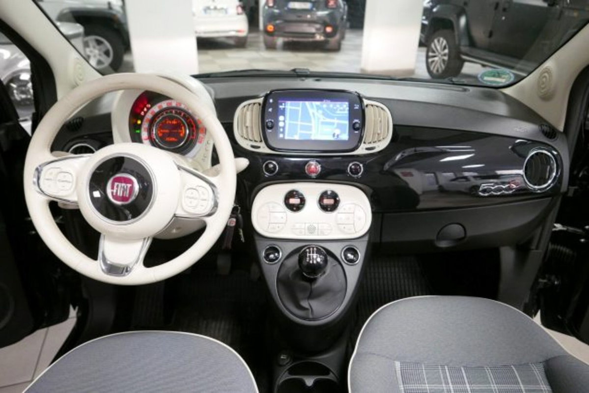 Fiat 500C Cabrio 1.0 Hybrid Lounge (11)