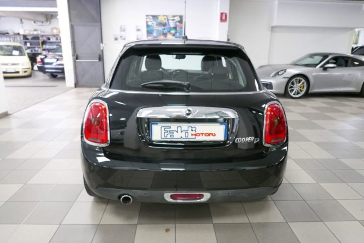 MINI Mini 1.5 Cooper D Boost 5 porte (5)