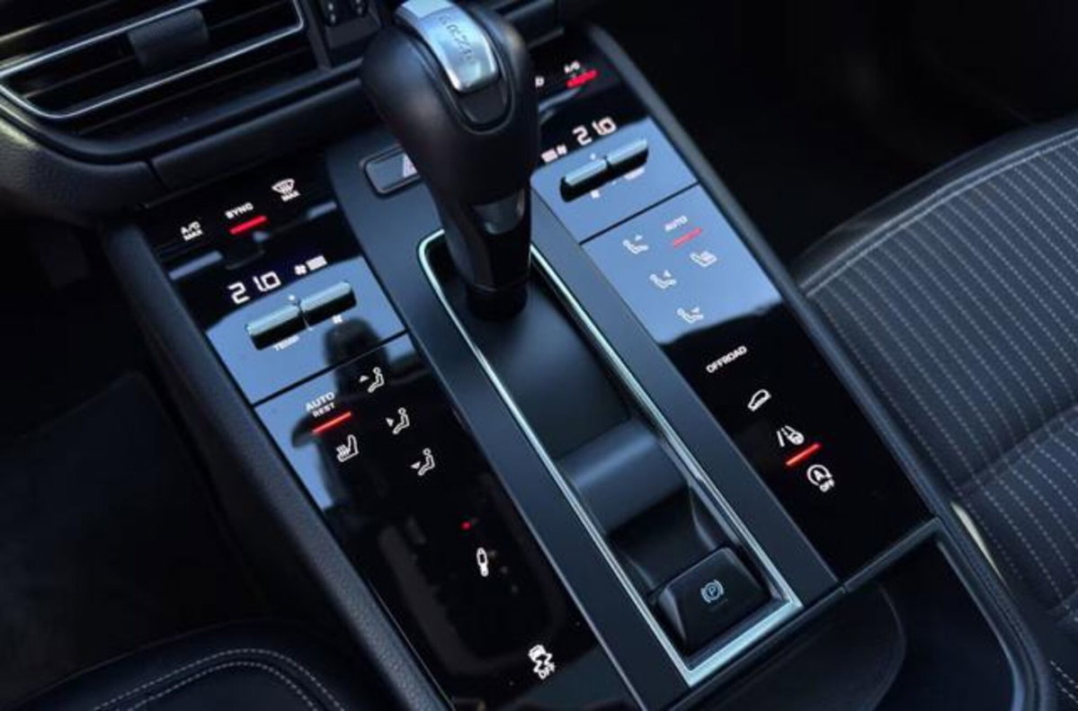 Porsche Macan 2.0 T 265cv pdk (15)