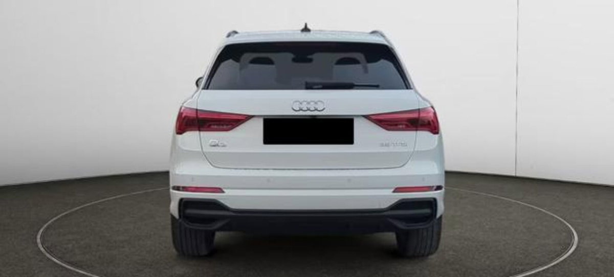 Audi Q3 35 1.5 tfsi S line edition (5)