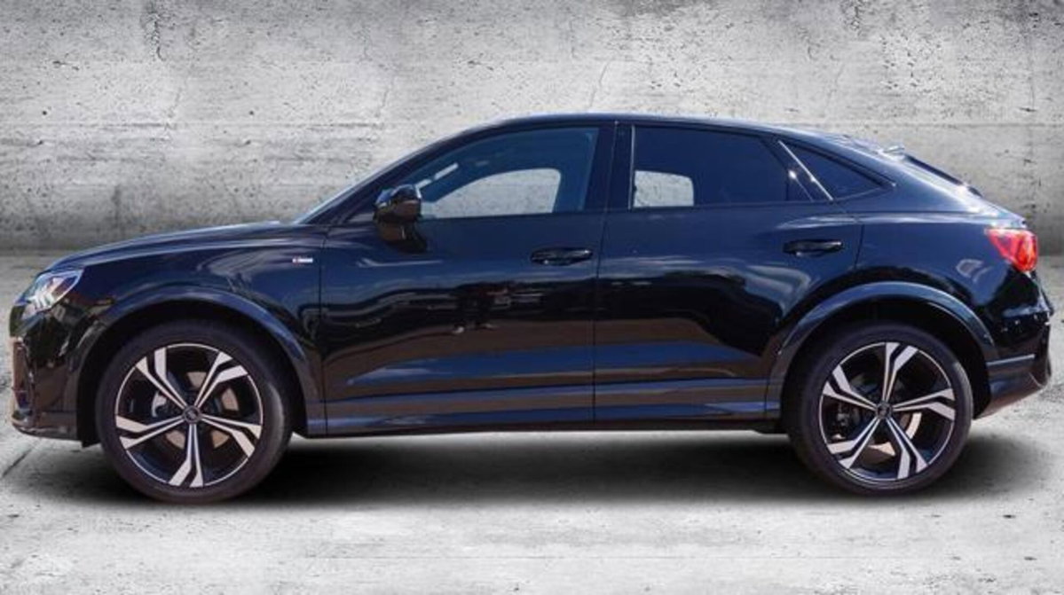 Audi Q3 Sportback 35 TFSI S line edition (2)