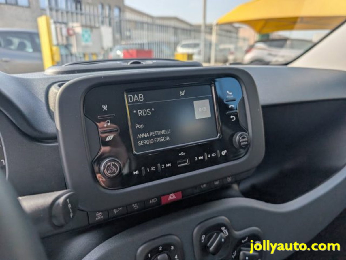 Fiat Panda 1.0 firefly hybrid s&s 70cv 5p.ti (14)