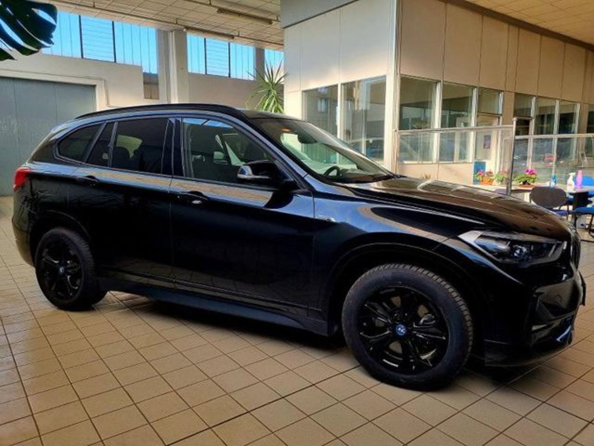 BMW X1 xDrive25e Business Advantage (4)