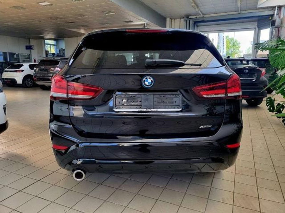 BMW X1 xDrive25e Business Advantage (5)