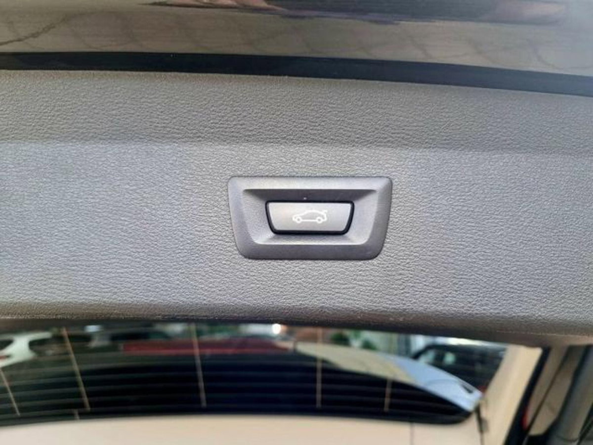 BMW X1 xDrive25e Business Advantage (7)