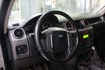 Land Rover Discovery 4 2.7 TDV6 SE (9)