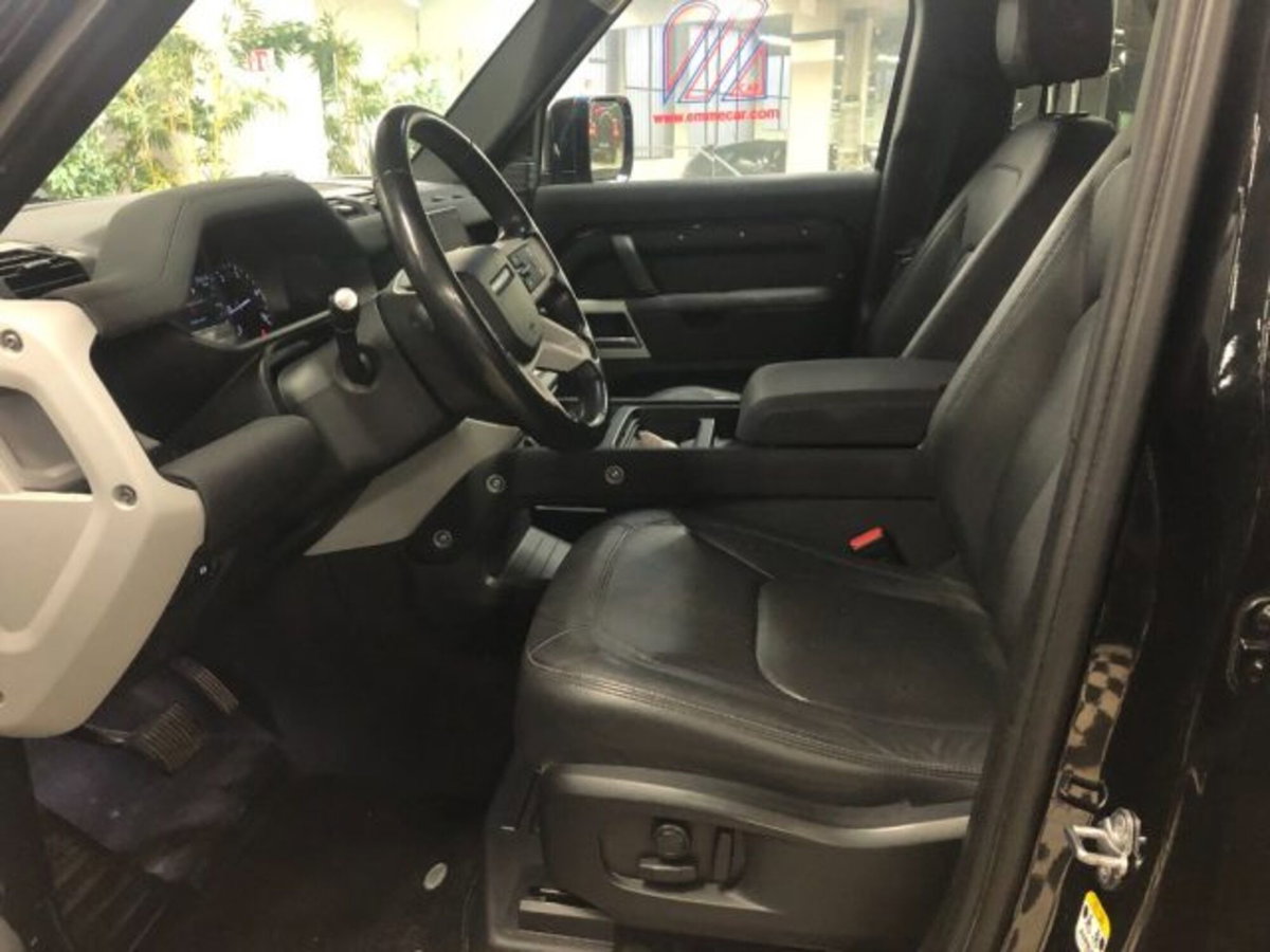 Land Rover Defender 110 3.0D I6 250 CV AWD Auto Commercial SE (11)