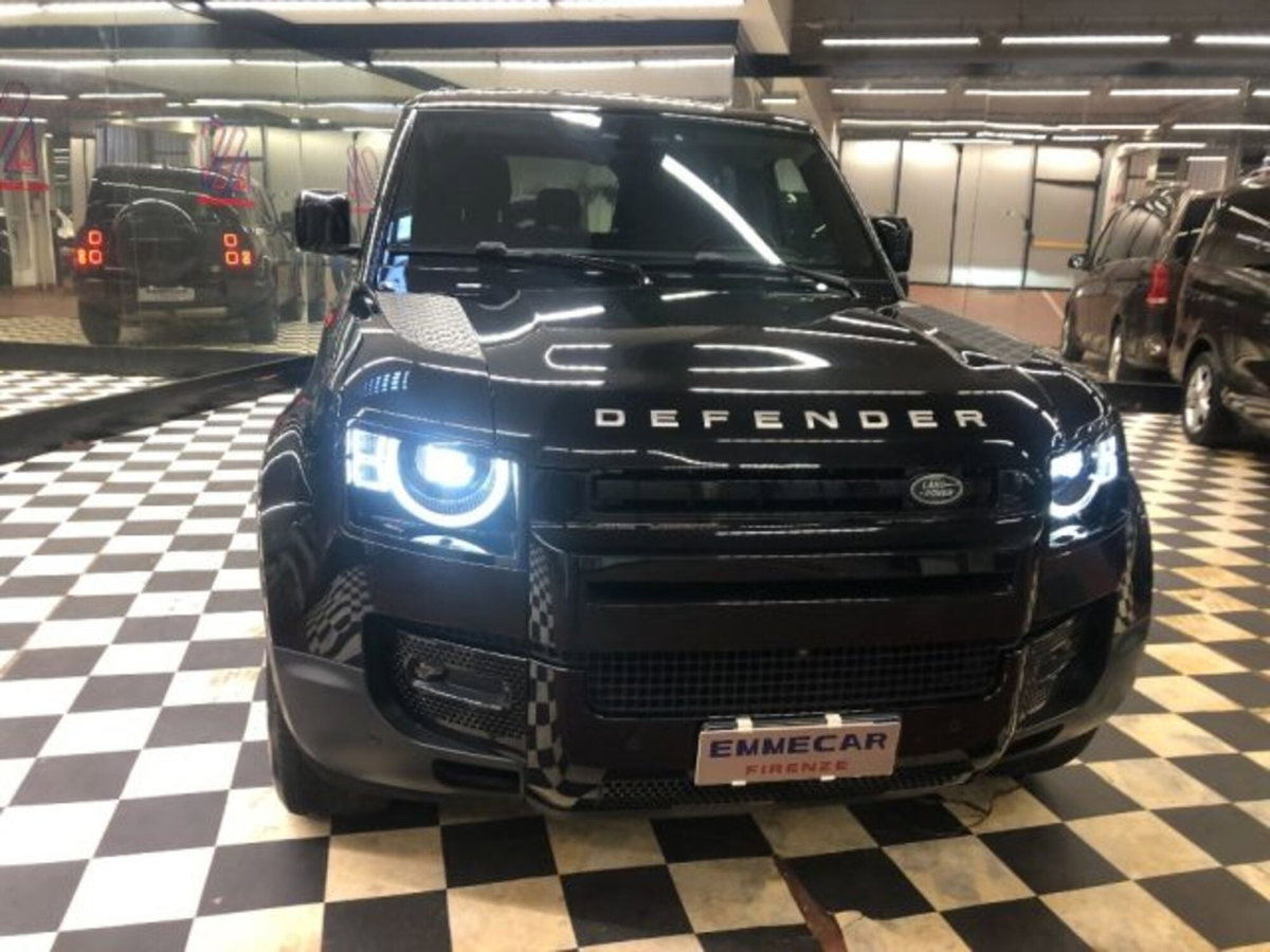 Land Rover Defender 110 3.0D I6 250 CV AWD Auto Commercial SE (3)