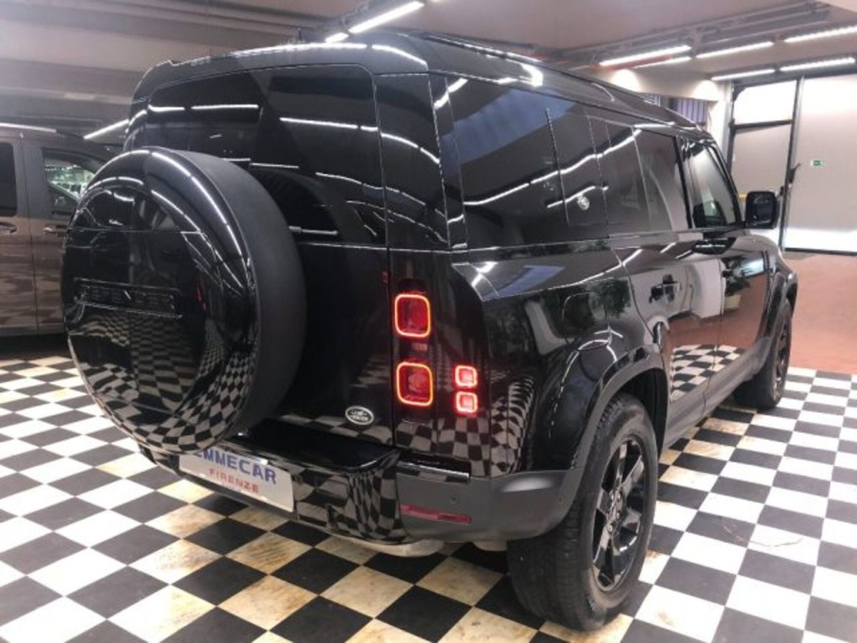 Land Rover Defender 110 3.0D I6 250 CV AWD Auto Commercial SE (5)