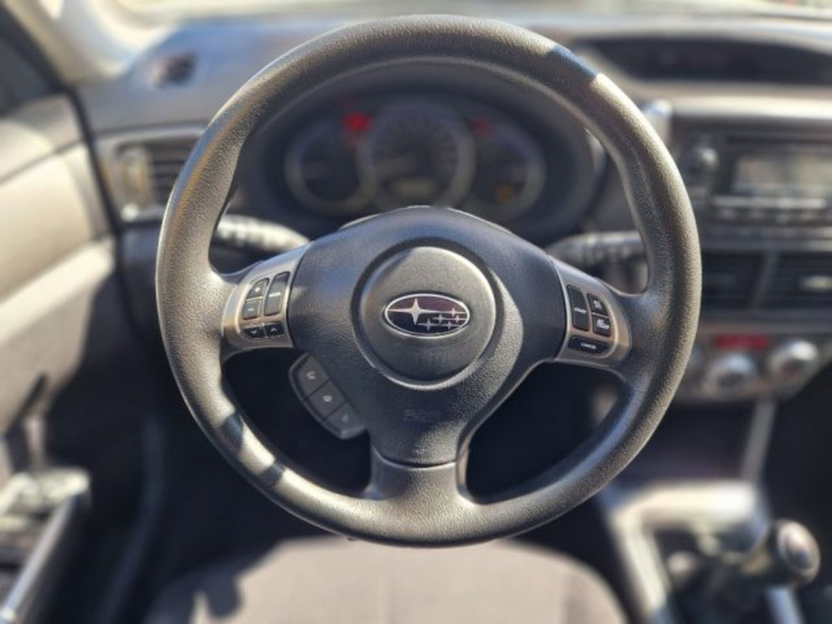 Subaru Forester 2.0 CVT XT (10)