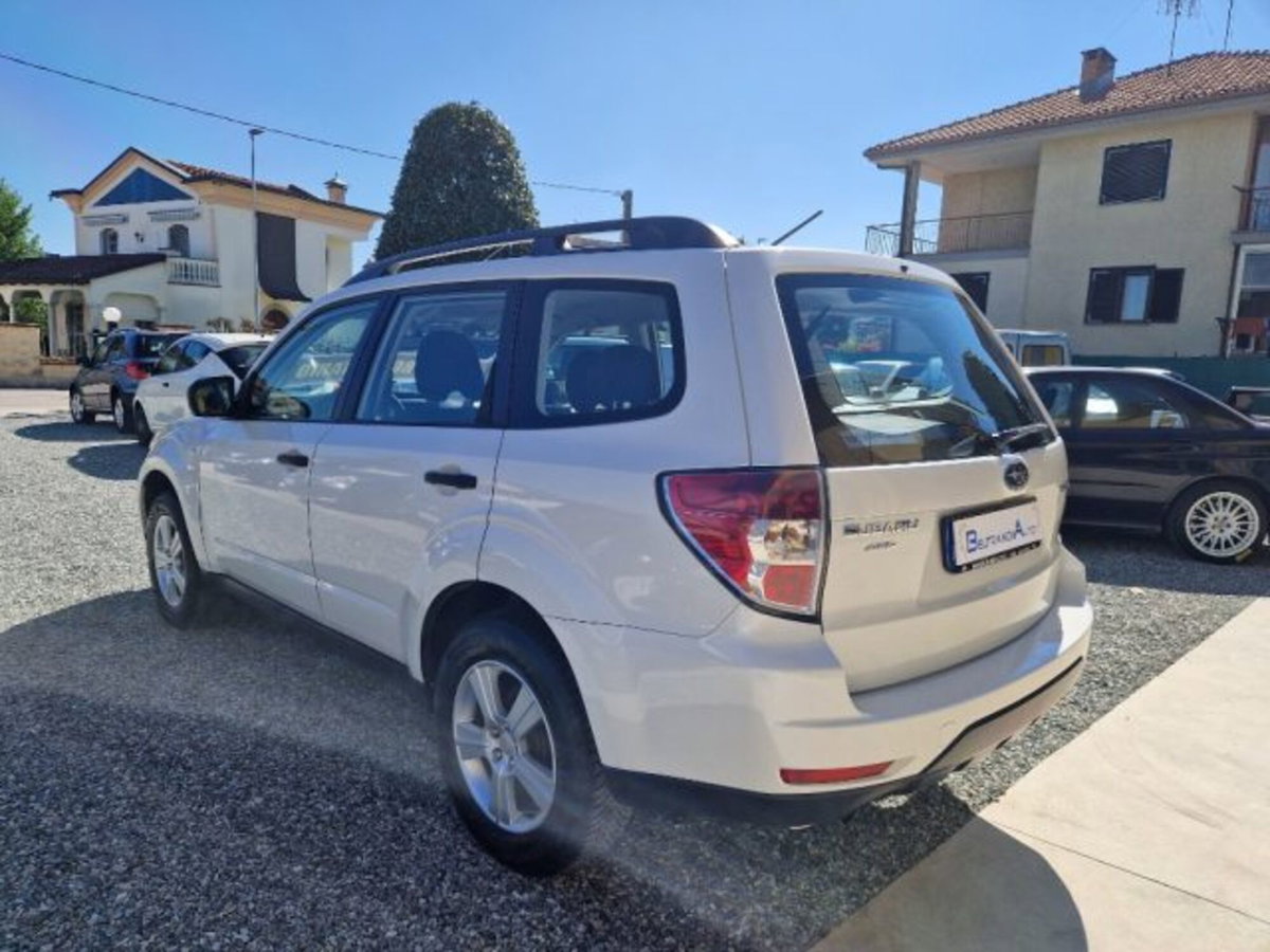 Subaru Forester 2.0 CVT XT (6)