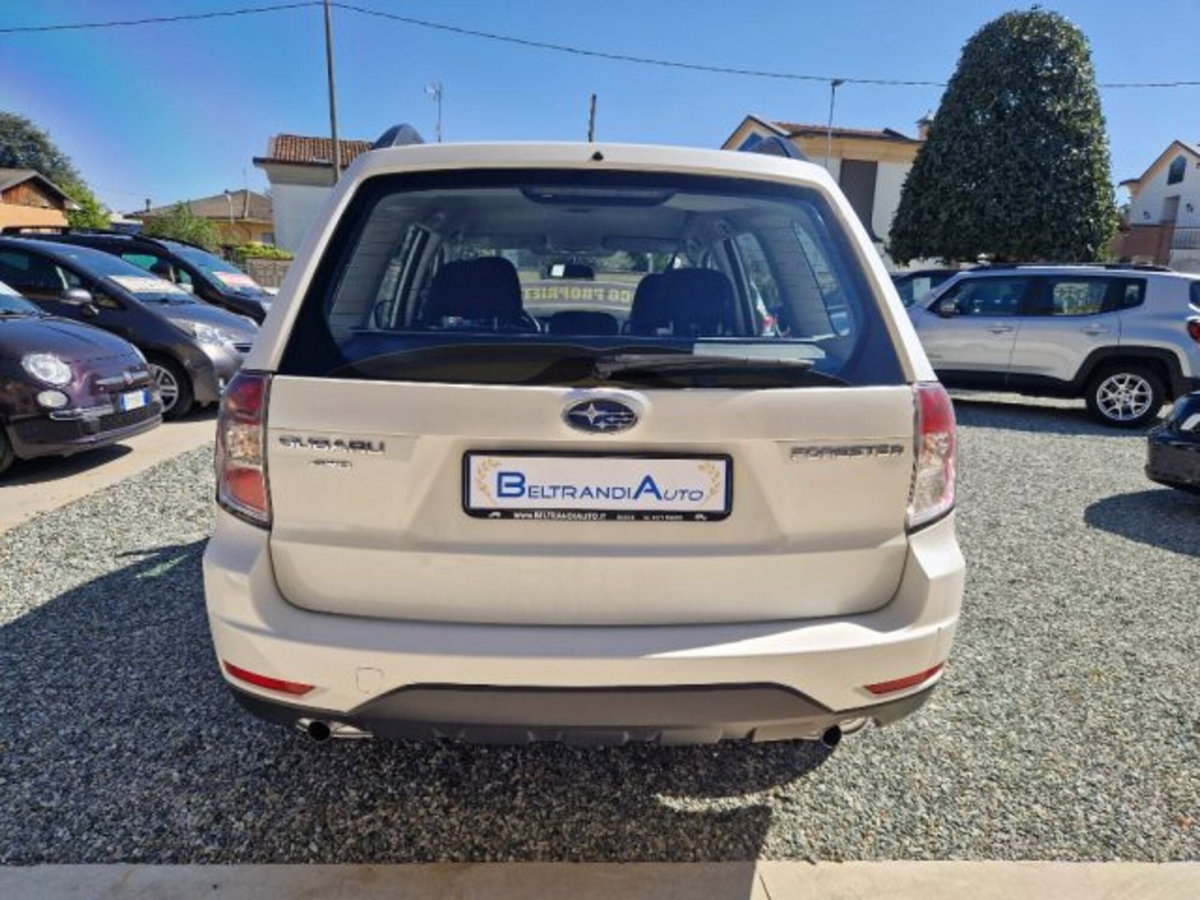 Subaru Forester 2.0 CVT XT (7)