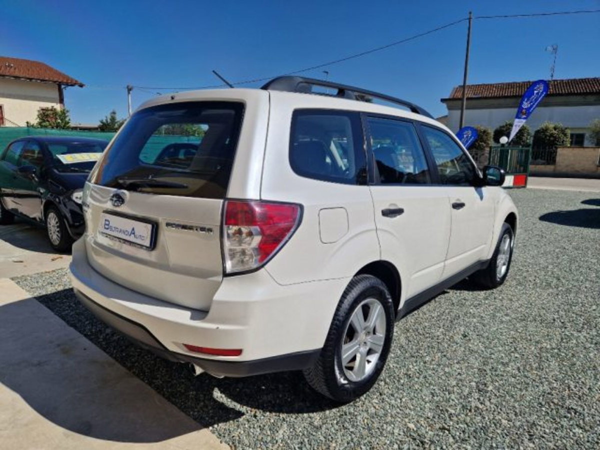 Subaru Forester 2.0 CVT XT (8)