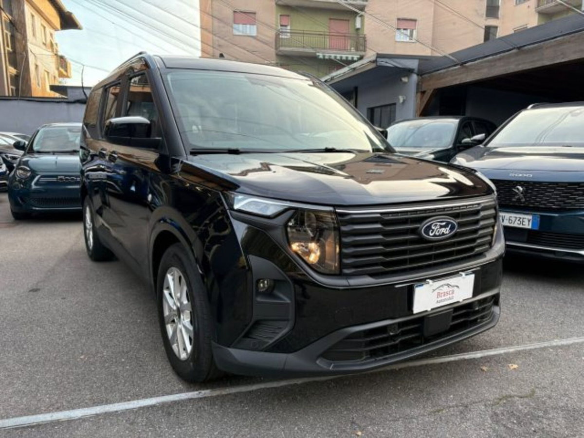 Ford Tourneo Courier 1.0 EcoBoost 100 CV Titanium