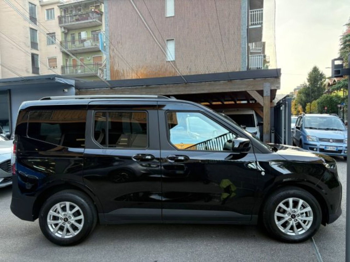 Ford Tourneo Courier 1.0 EcoBoost 100 CV Titanium (3)