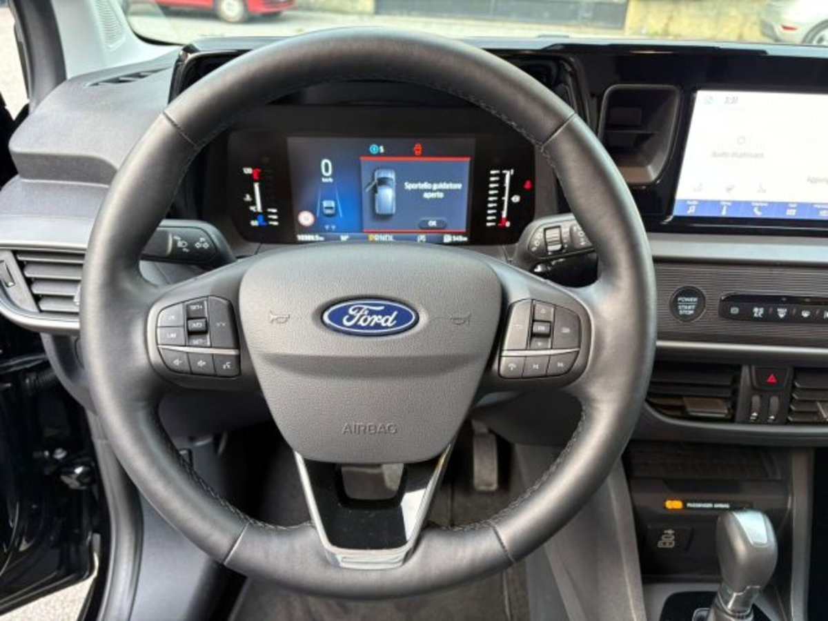 Ford Tourneo Courier 1.0 EcoBoost 100 CV Titanium (9)