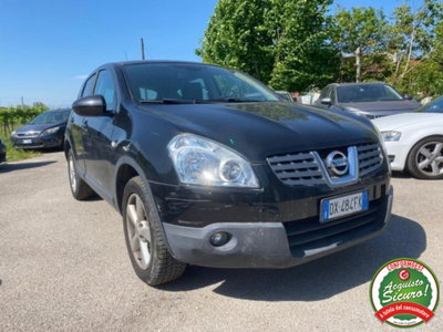 Nissan Qashqai 2.0 dCi DPF 4WD Acenta (2)