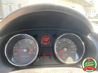 Nissan Qashqai 2.0 dCi DPF 4WD Acenta (7)