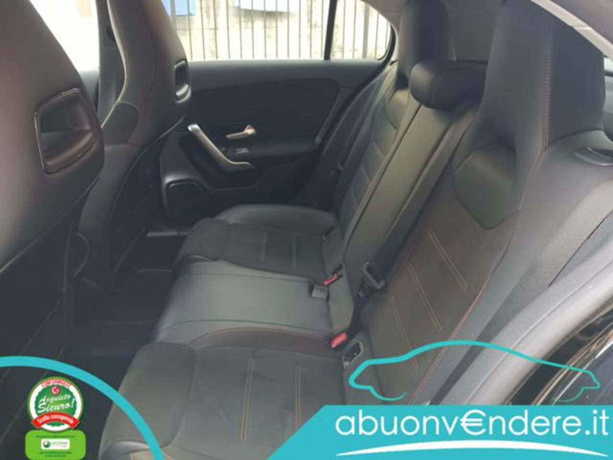 Mercedes-Benz Classe A 200 AMG Line Premium Plus auto (14)