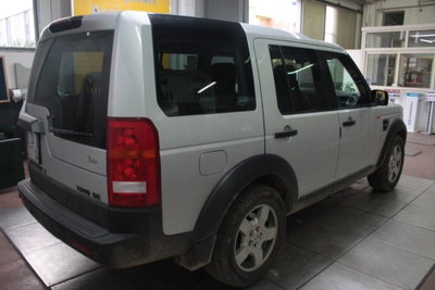 Land Rover Discovery 3 2.7 TDV6 SE (6)