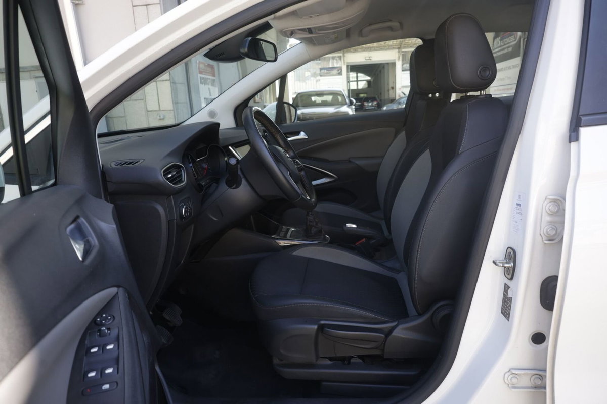 Opel Crossland X 1.5 ECOTEC D 102 CV Start&Stop Ultimate (17)