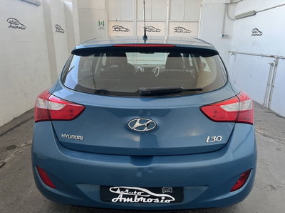 Hyundai i30 1.6 CRDi 110CV 5 porte Comfort (5)