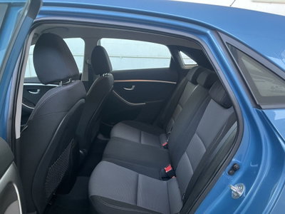 Hyundai i30 1.6 CRDi 110CV 5 porte Comfort (8)