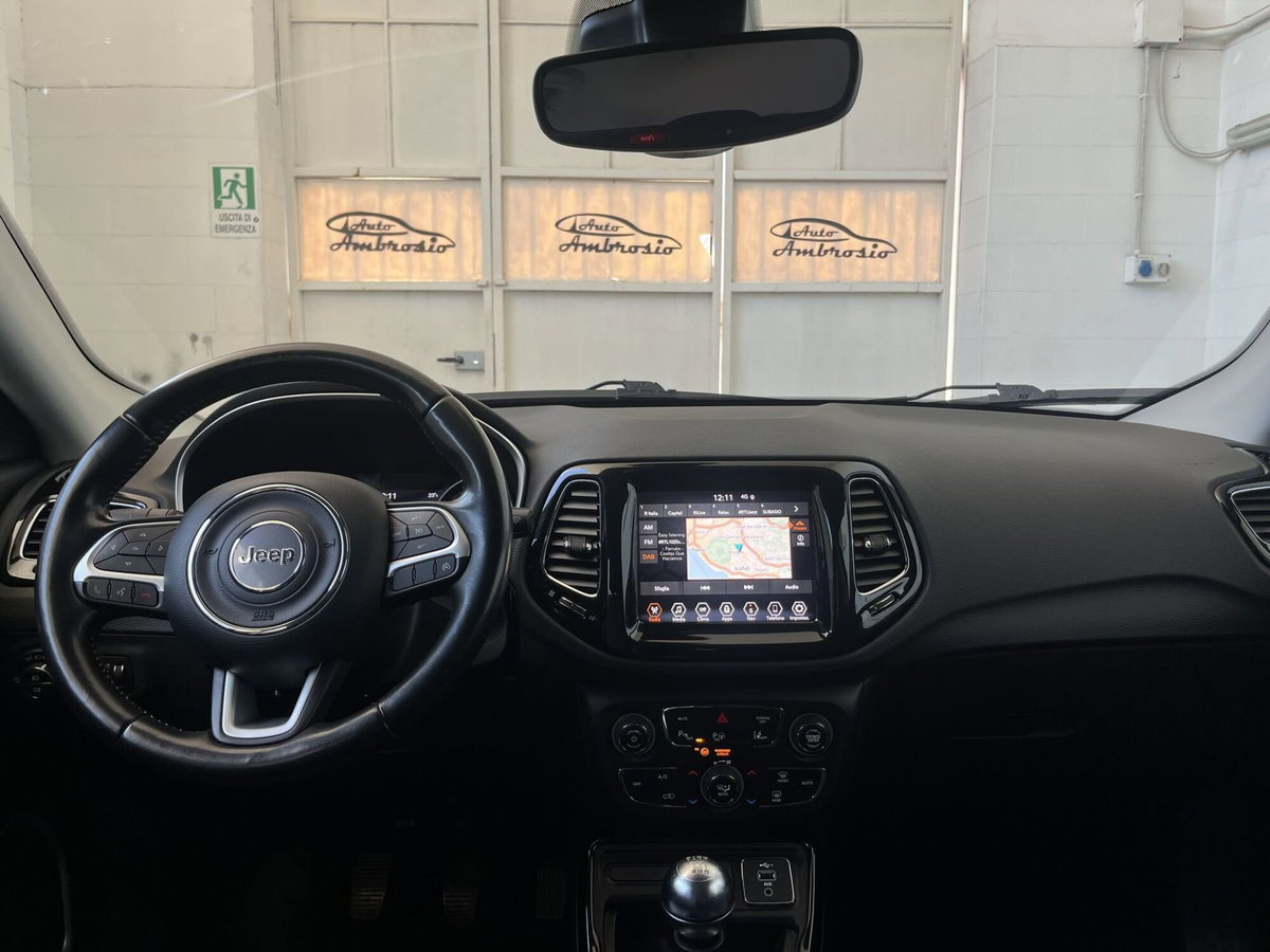 Jeep Compass 1.6 Multijet II 2WD Limited (10)