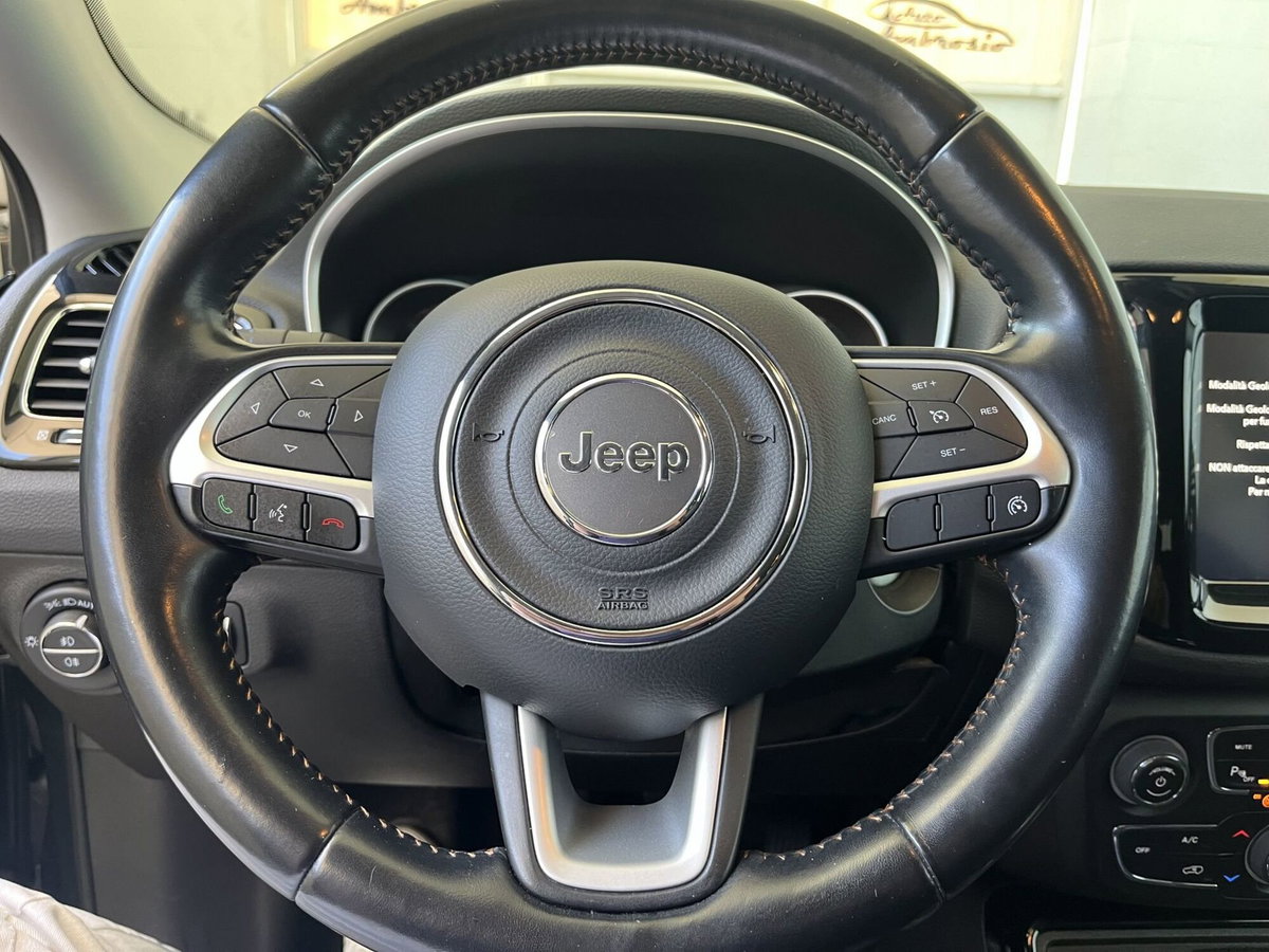 Jeep Compass 1.6 Multijet II 2WD Limited (9)
