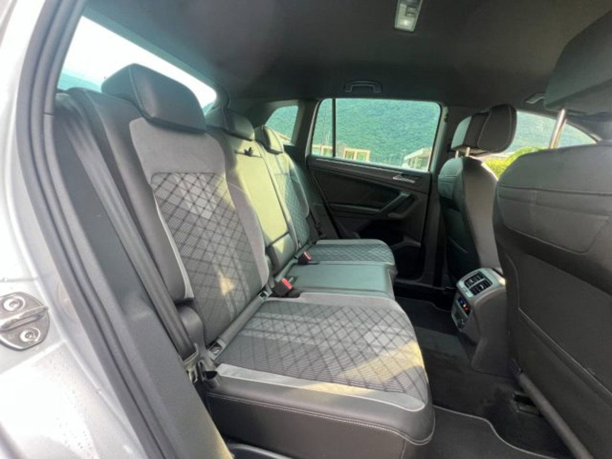 Volkswagen Tiguan 2.0 TSI DSG 4MOTION R-Line (12)