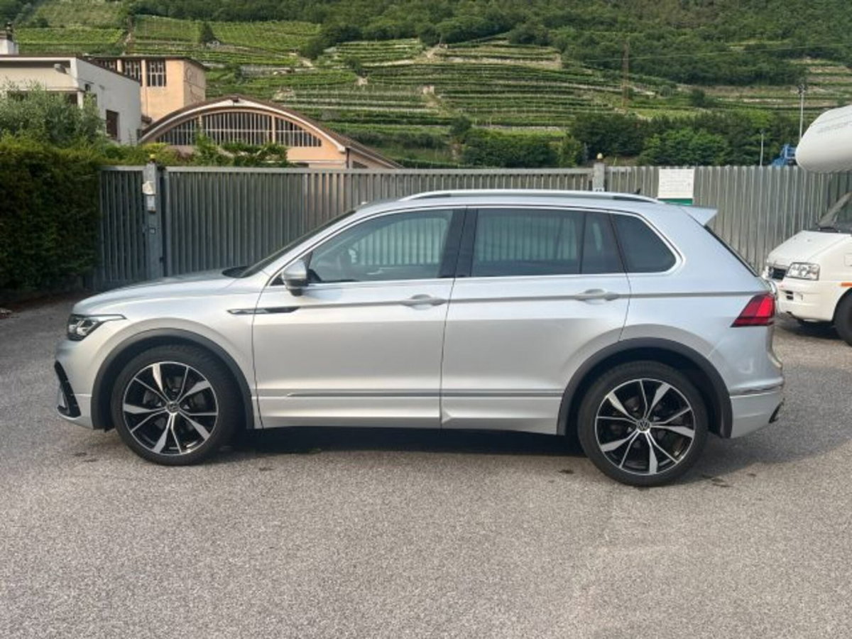 Volkswagen Tiguan 2.0 TSI DSG 4MOTION R-Line (8)