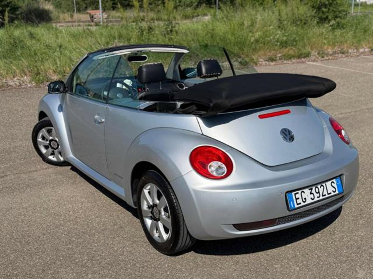 Volkswagen New Beetle Cabrio TDI 105CV Lim. Red Edt.