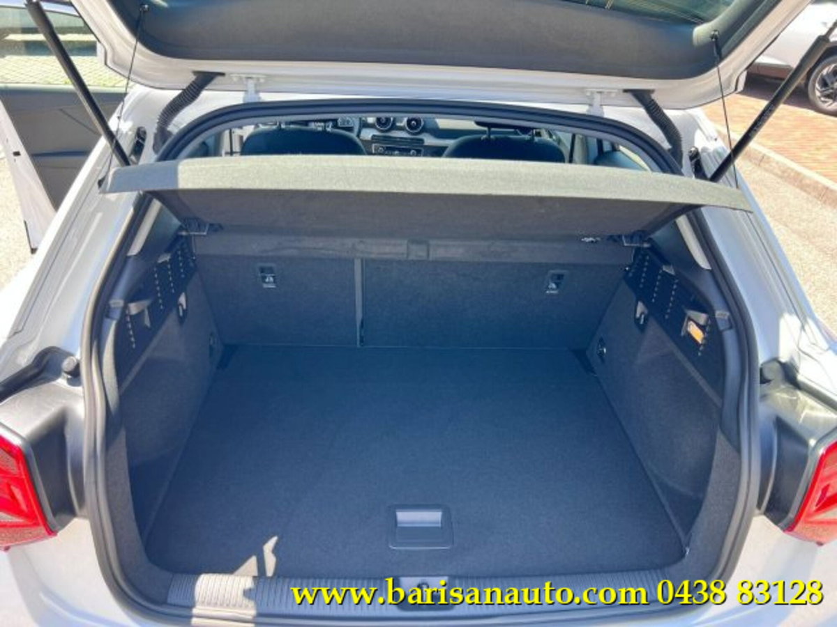 Audi Q2 Q2 30 TFSI (8)