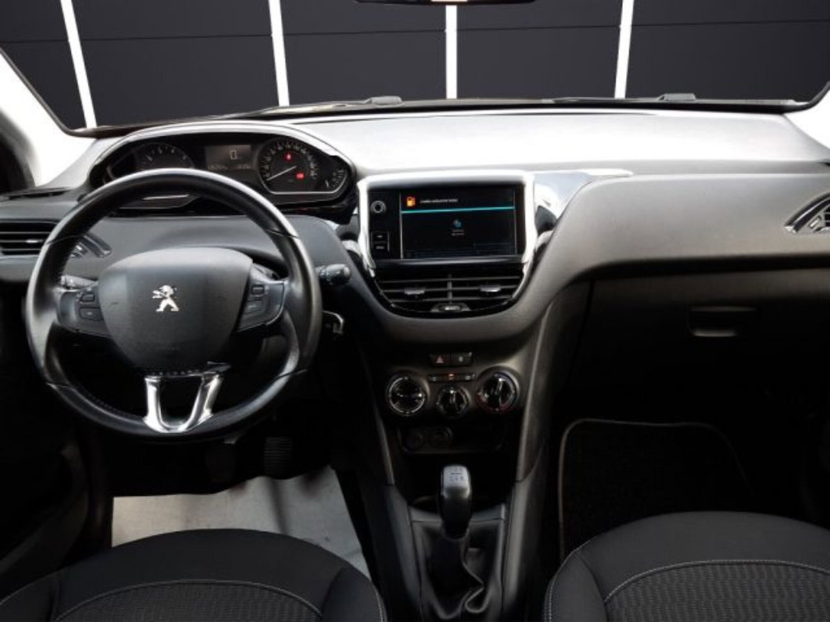Peugeot 208 82 5 porte Allure (14)