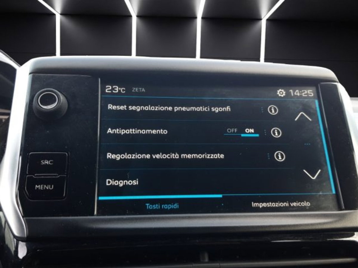 Peugeot 208 82 5 porte Allure (16)
