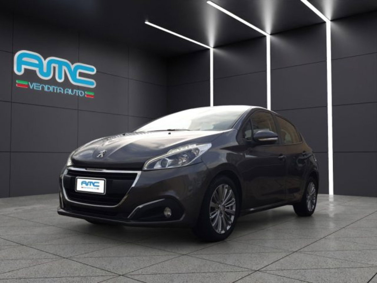 Peugeot 208 82 5 porte Allure (2)