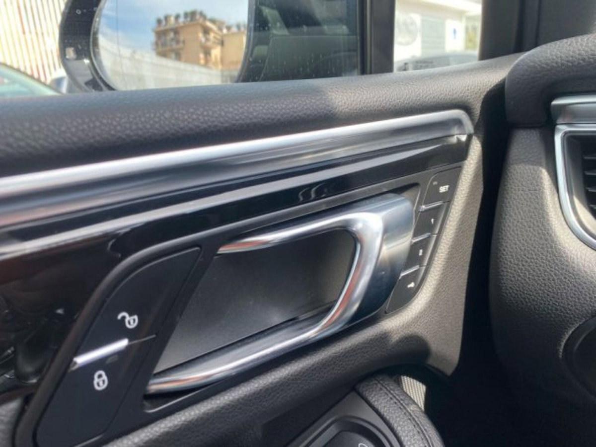 Porsche Macan 2.0 (14)